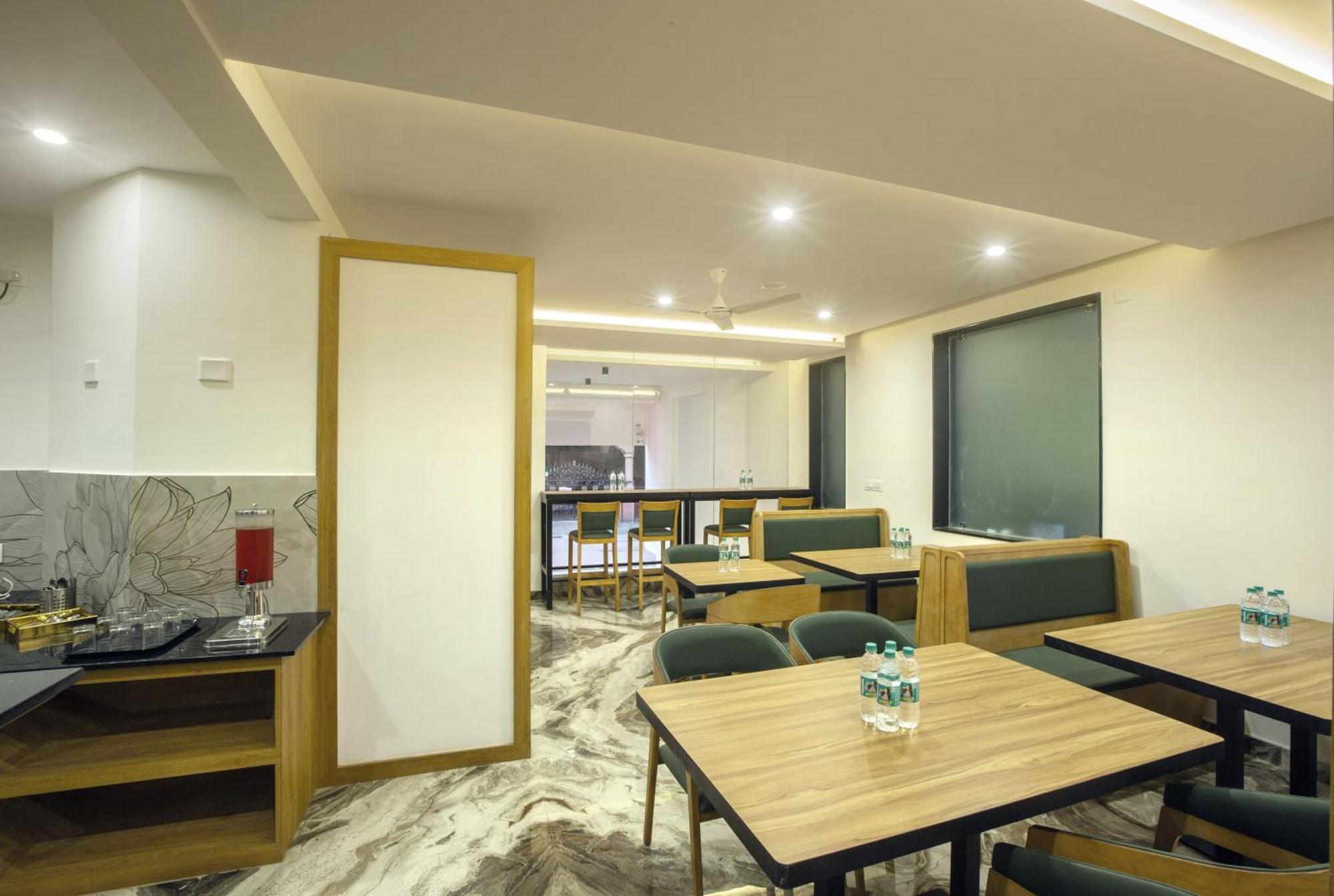 Hotel Sterling Plaza- Bangalore International Airport Dod Jala المظهر الخارجي الصورة