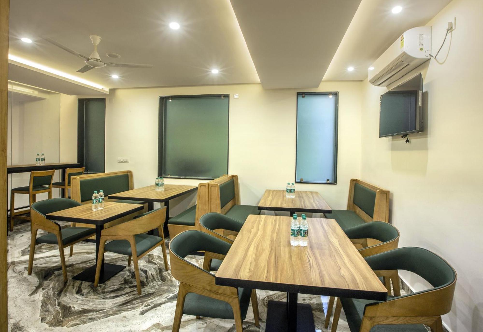 Hotel Sterling Plaza- Bangalore International Airport Dod Jala المظهر الخارجي الصورة